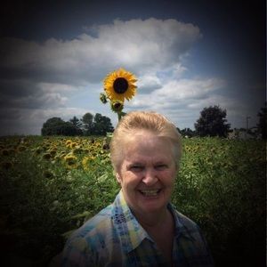 Meet your Posher, Rita